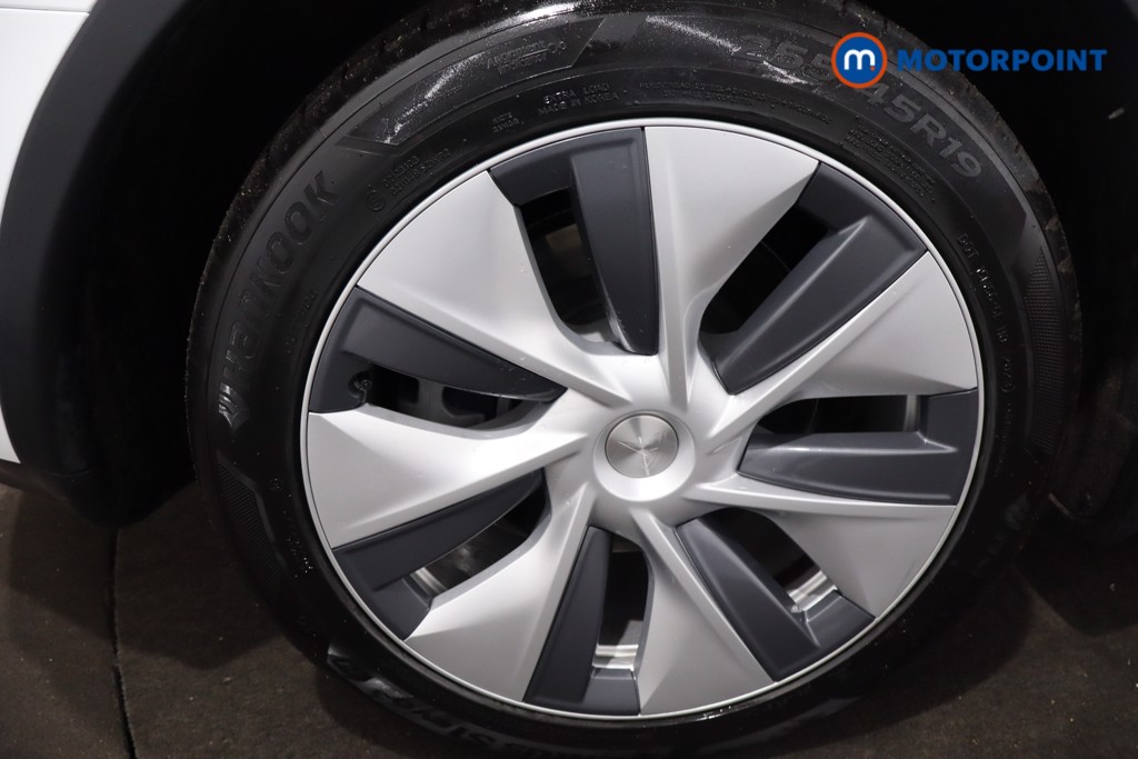 Tesla Model Y Long Range Automatic Electric SUV - Stock Number (1586724) - 9th supplementary image