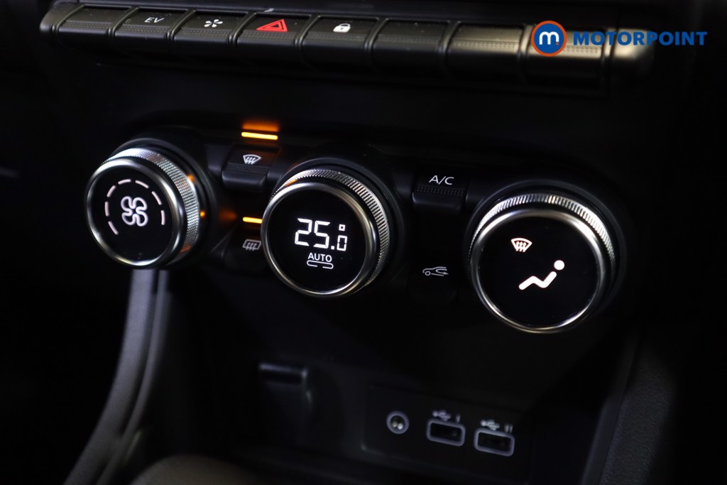 Renault Captur Techno Automatic Petrol Plug-In Hybrid SUV - Stock Number (1586786) - 19th supplementary image