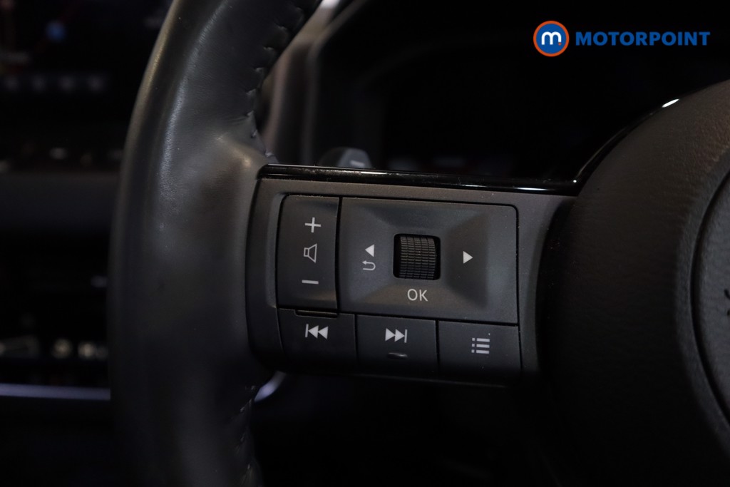 Nissan Qashqai Tekna Automatic Petrol SUV - Stock Number (1586803) - 8th supplementary image