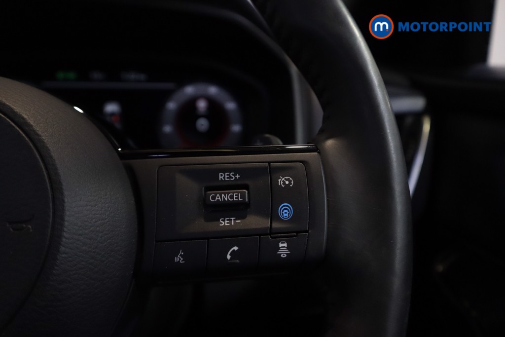 Nissan Qashqai Tekna Automatic Petrol SUV - Stock Number (1586803) - 9th supplementary image
