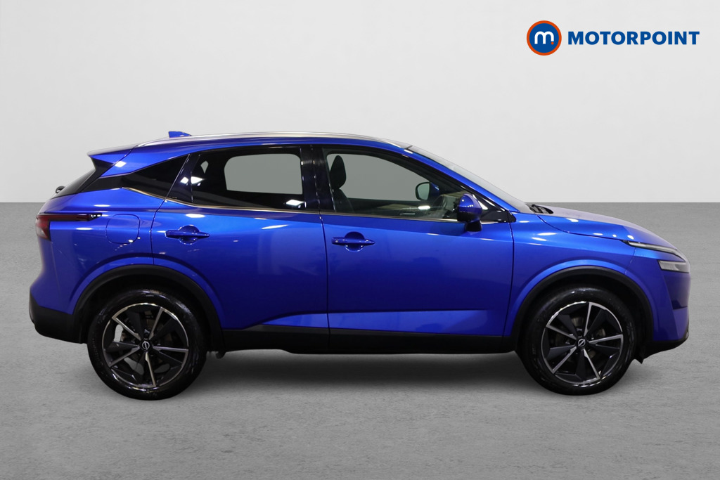 Nissan Qashqai Tekna Automatic Petrol SUV - Stock Number (1586803) - Drivers side