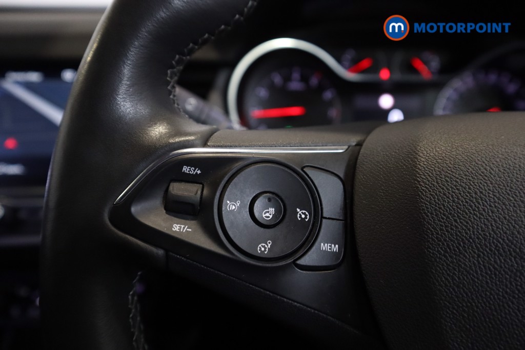 Vauxhall Crossland Ultimate Manual Diesel SUV - Stock Number (1586978) - 9th supplementary image