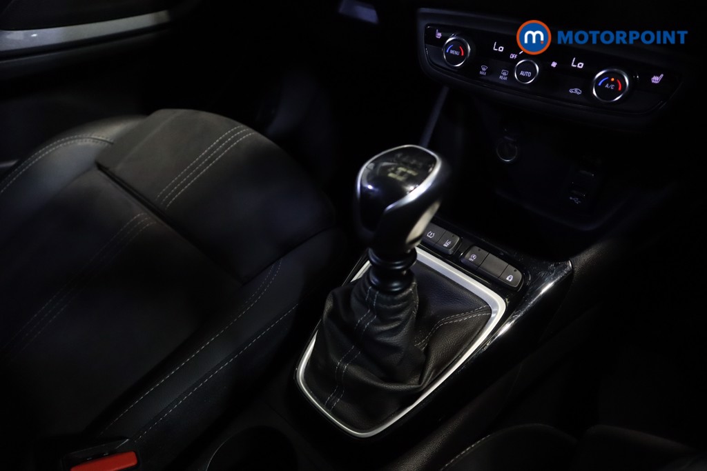 Vauxhall Crossland Ultimate Manual Diesel SUV - Stock Number (1586978) - 19th supplementary image