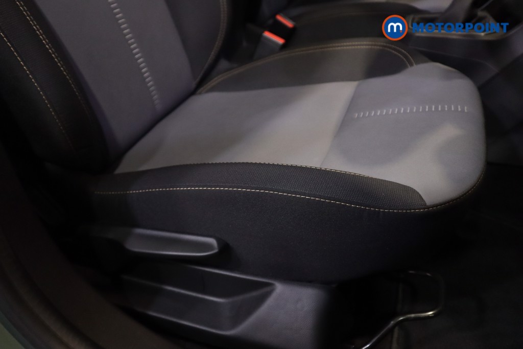 Dacia Jogger Extreme Automatic Petrol-Electric Hybrid People Carrier - Stock Number (1587017) - 6th supplementary image