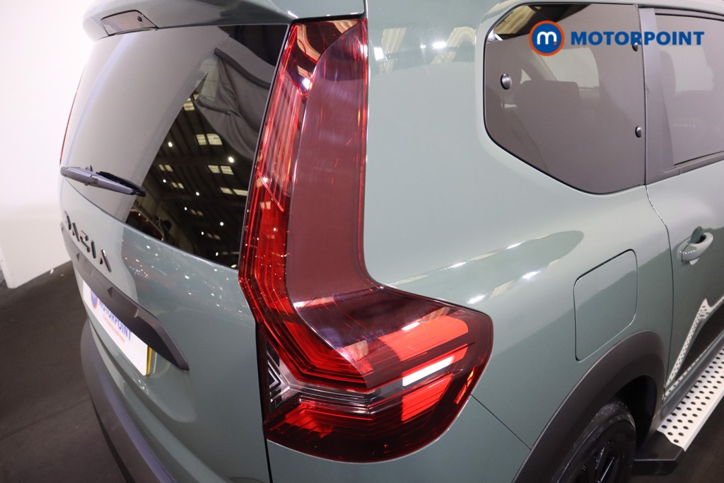 Dacia Jogger Extreme Automatic Petrol-Electric Hybrid People Carrier - Stock Number (1587017) - 44th supplementary image