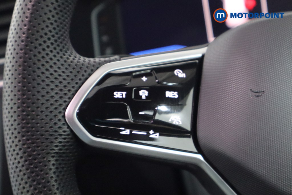 Volkswagen Tiguan R-Line Edition Automatic Petrol SUV - Stock Number (1587027) - 7th supplementary image