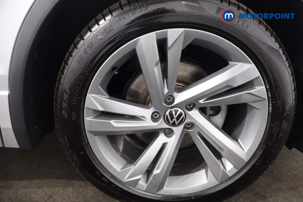 Volkswagen Tiguan R-Line Edition Automatic Petrol SUV - Stock Number (1587027) - 10th supplementary image