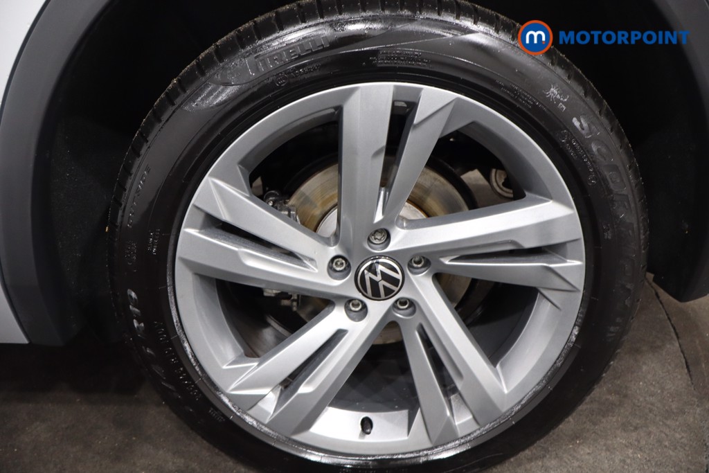 Volkswagen Tiguan R-Line Edition Automatic Petrol SUV - Stock Number (1587027) - 12th supplementary image