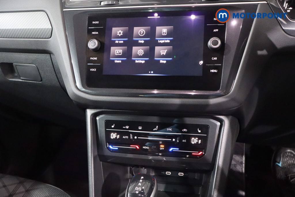 Volkswagen Tiguan R-Line Edition Automatic Petrol SUV - Stock Number (1587027) - 16th supplementary image
