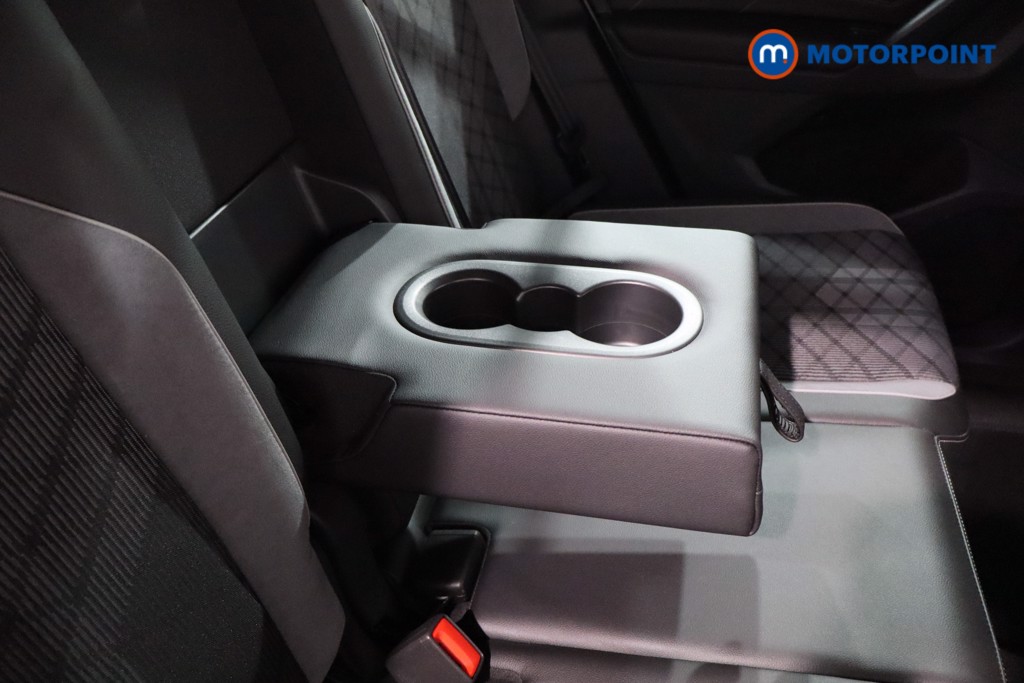 Volkswagen Tiguan R-Line Edition Automatic Petrol SUV - Stock Number (1587027) - 29th supplementary image