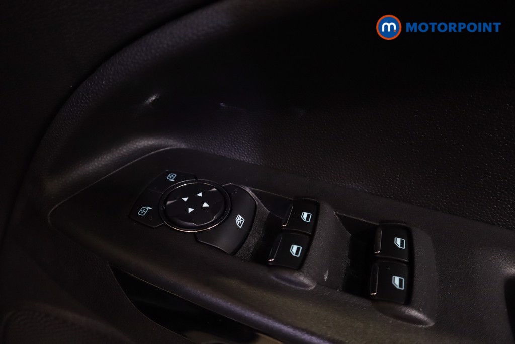 Ford Ecosport Active Manual Petrol SUV - Stock Number (1587223) - 3rd supplementary image