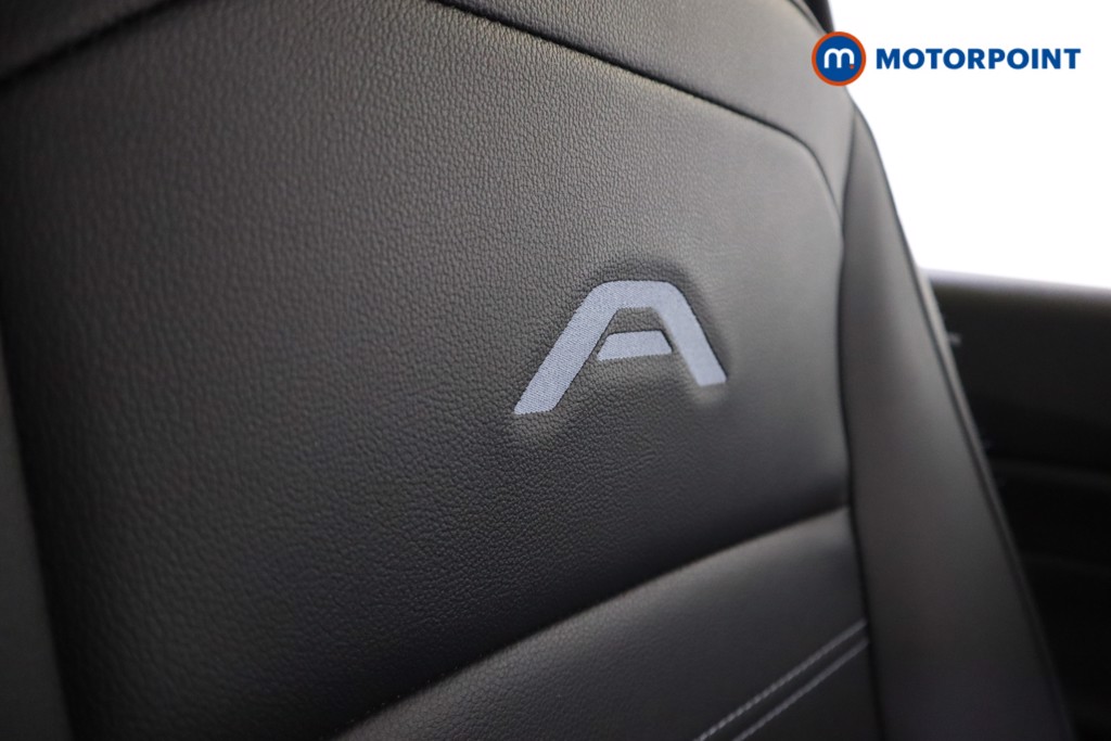 Ford Ecosport Active Manual Petrol SUV - Stock Number (1587223) - 23rd supplementary image