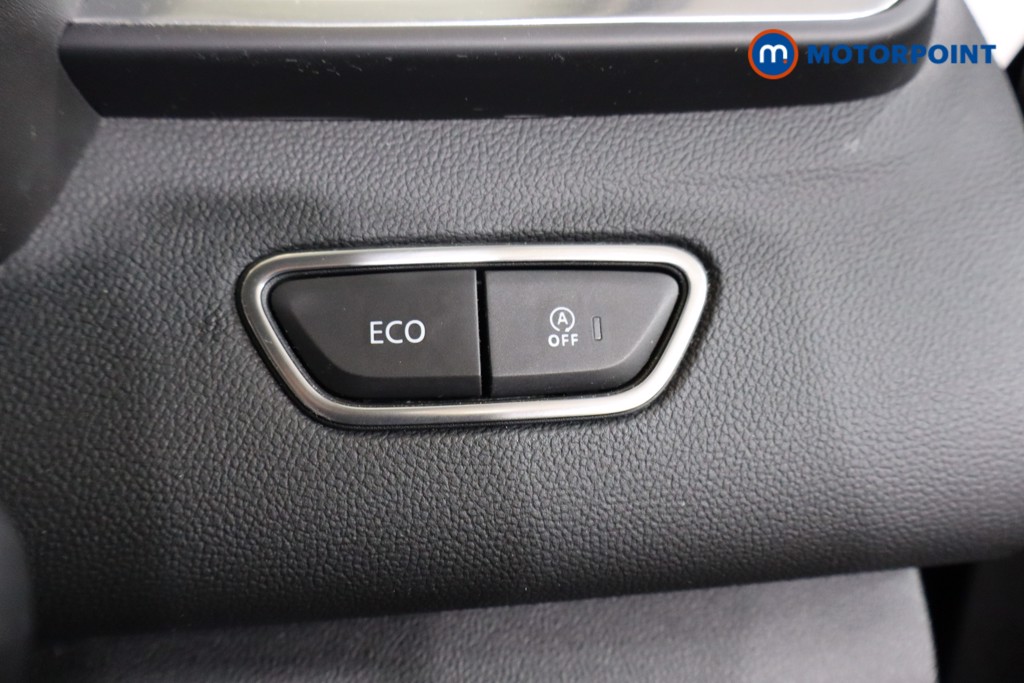 Renault Kadjar Iconic Manual Petrol SUV - Stock Number (1569272) - 12th supplementary image