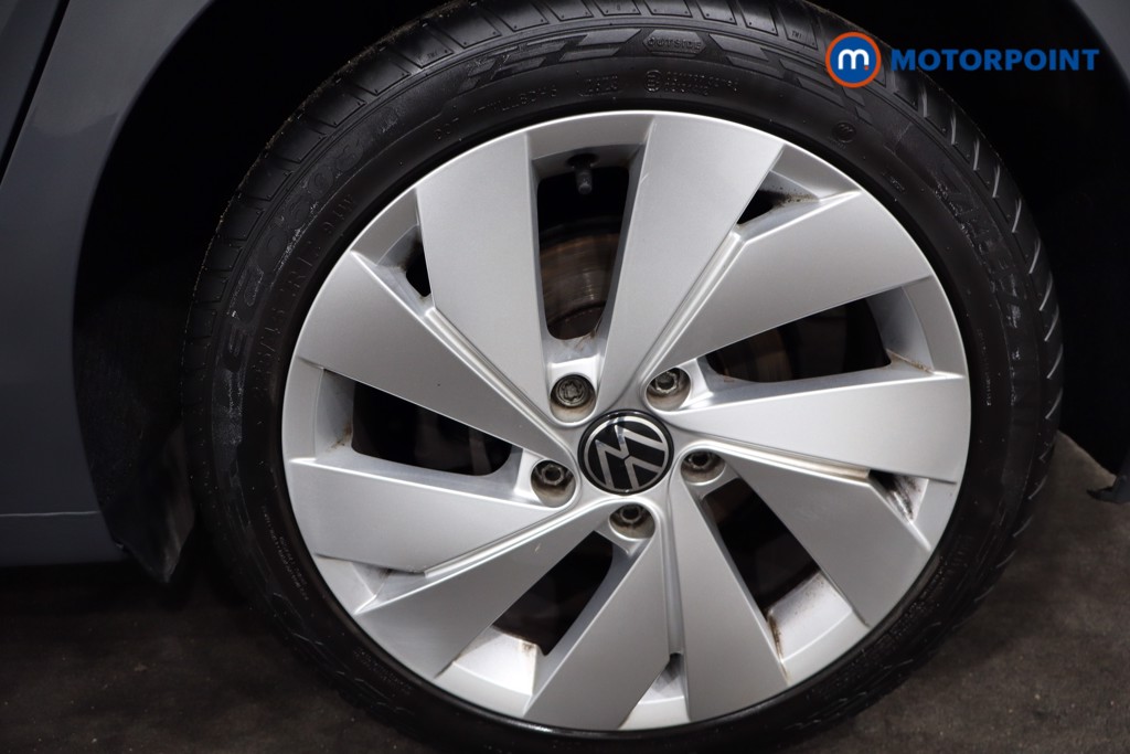 Volkswagen Golf Style Manual Petrol Hatchback - Stock Number (1570963) - 12th supplementary image