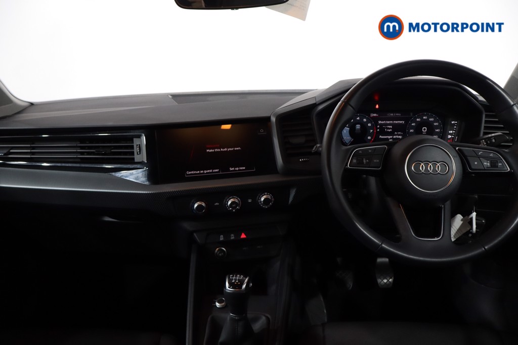 Audi A1 Technik Manual Petrol Hatchback - Stock Number (1583930) - 1st supplementary image