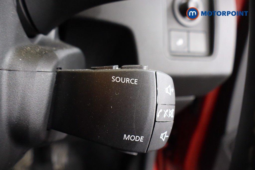 Dacia Duster Prestige Manual Diesel SUV - Stock Number (1584105) - 6th supplementary image