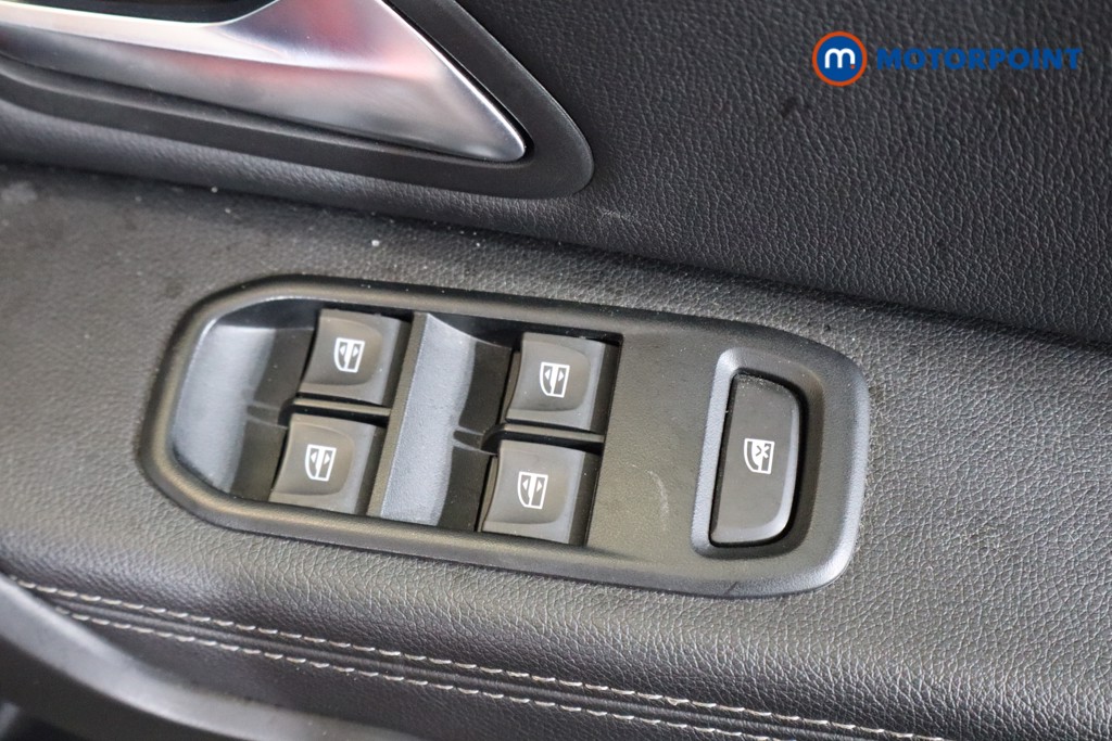 Dacia Duster Prestige Manual Diesel SUV - Stock Number (1584105) - 14th supplementary image