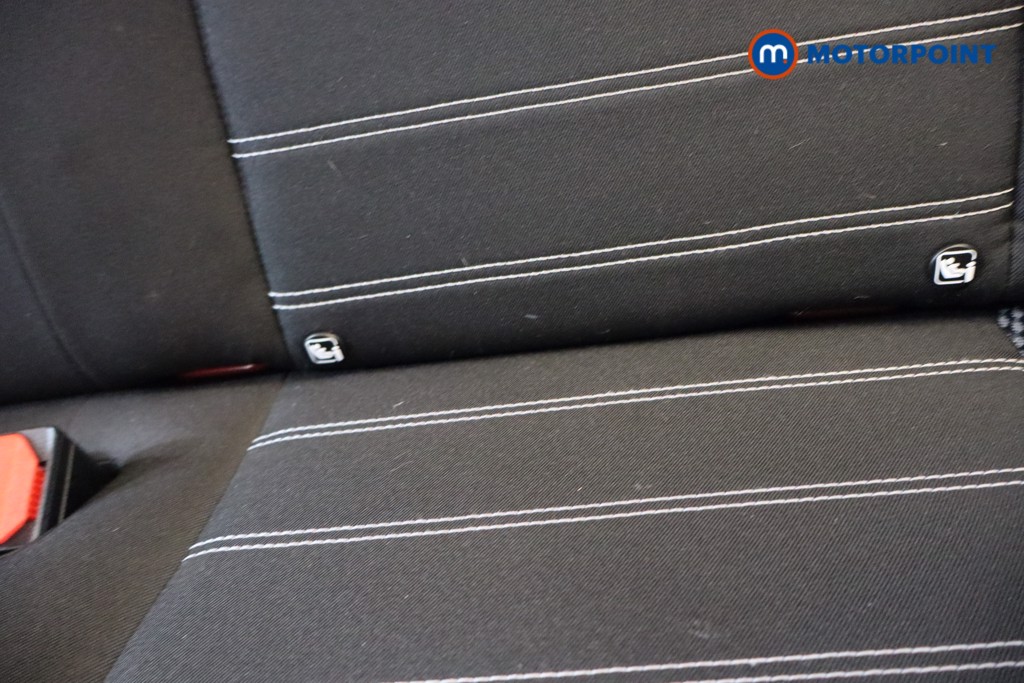 Dacia Duster Prestige Manual Diesel SUV - Stock Number (1584105) - 18th supplementary image