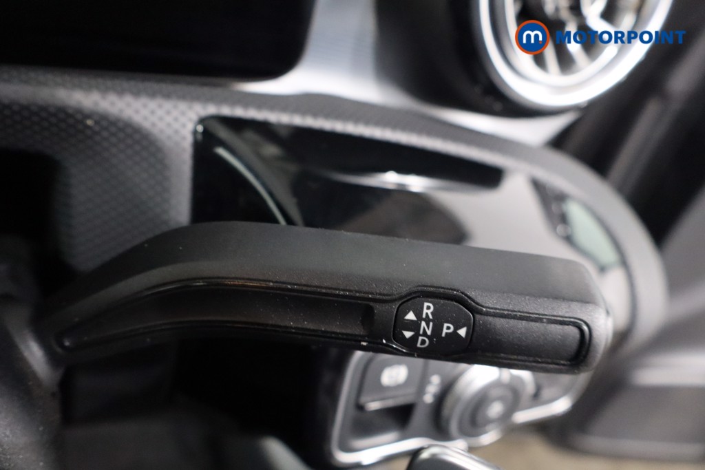 Mercedes-Benz A Class Amg Line Automatic Petrol Hatchback - Stock Number (1584980) - 16th supplementary image