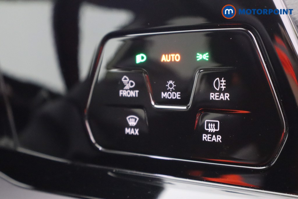 Volkswagen Golf Style Automatic Petrol Hatchback - Stock Number (1585124) - 8th supplementary image