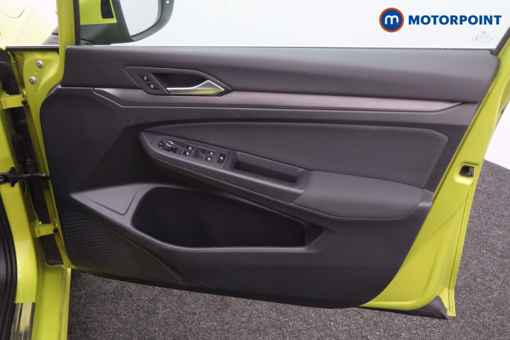 Volkswagen Golf Style Automatic Petrol Hatchback - Stock Number (1585124) - 11th supplementary image