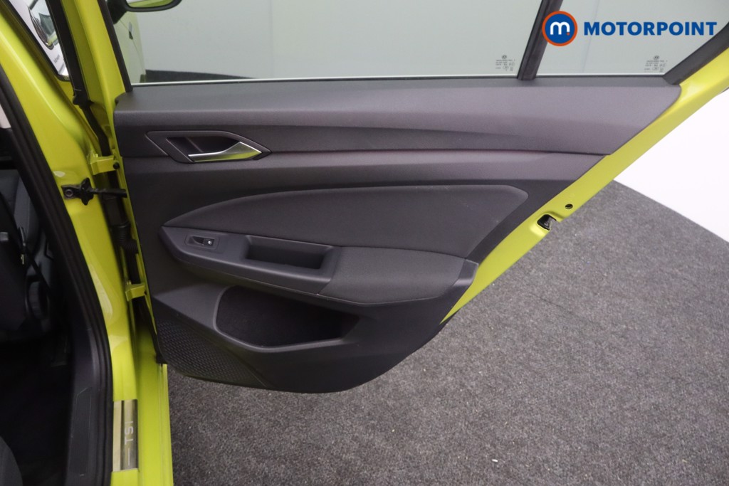 Volkswagen Golf Style Automatic Petrol Hatchback - Stock Number (1585124) - 17th supplementary image