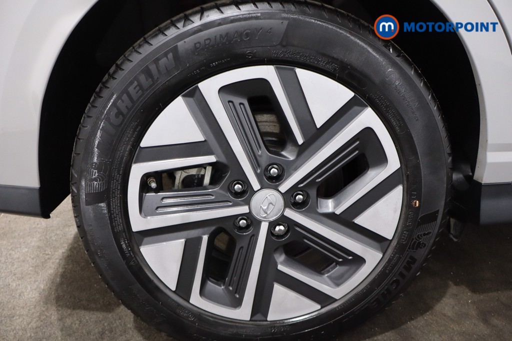 Hyundai Kona Premium Automatic Electric SUV - Stock Number (1585604) - 9th supplementary image