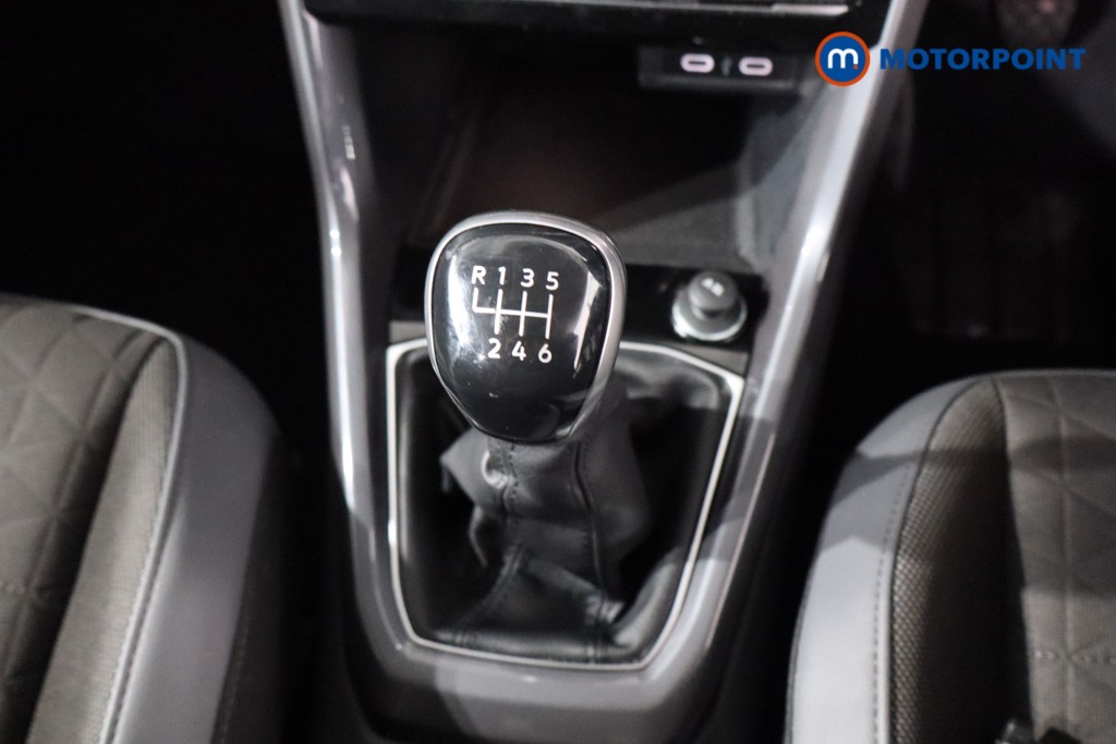 Volkswagen T-Cross SEL Manual Petrol SUV - Stock Number (1586331) - 13th supplementary image