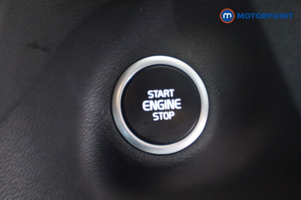 Volvo Xc40 R Design Manual Petrol SUV - Stock Number (1586367) - 13th supplementary image