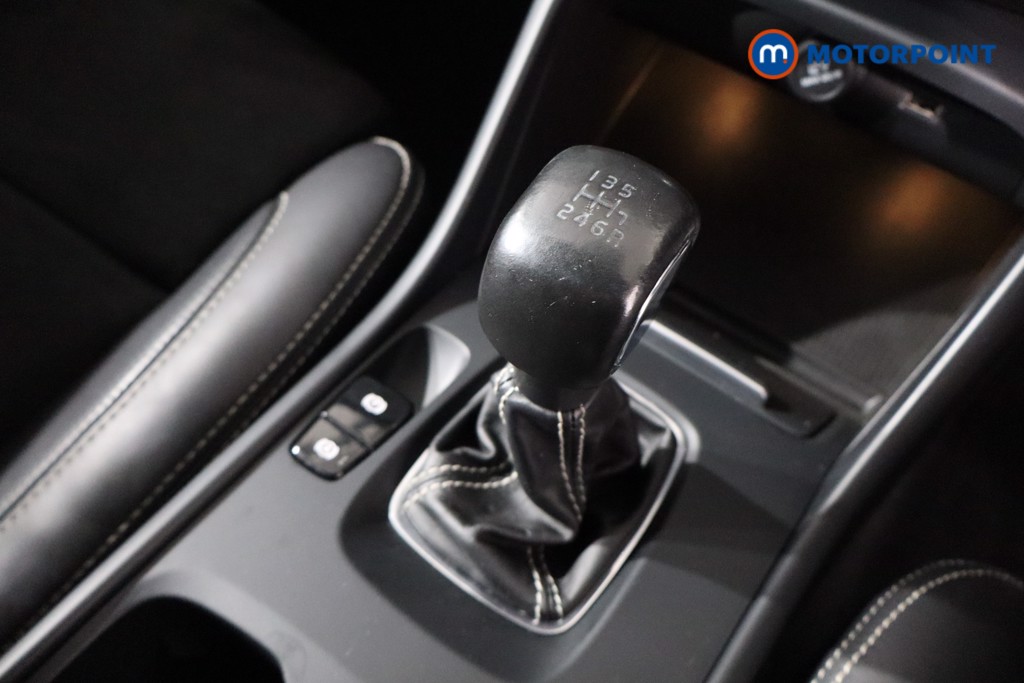 Volvo Xc40 R Design Manual Petrol SUV - Stock Number (1586367) - 14th supplementary image