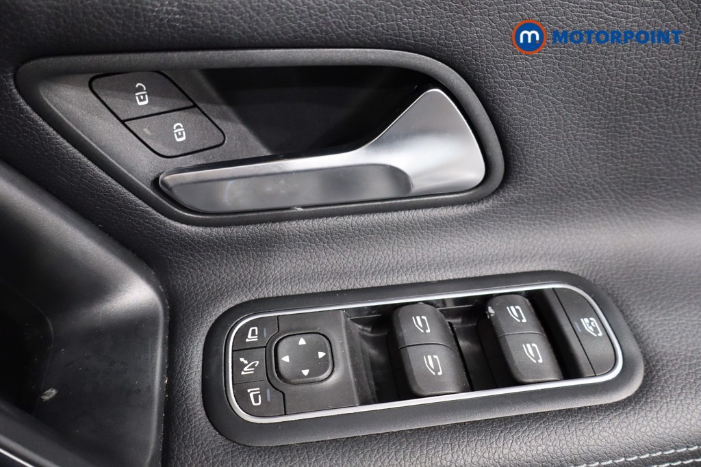 Mercedes-Benz CLA Amg Line Automatic Petrol Coupe - Stock Number (1586789) - 16th supplementary image