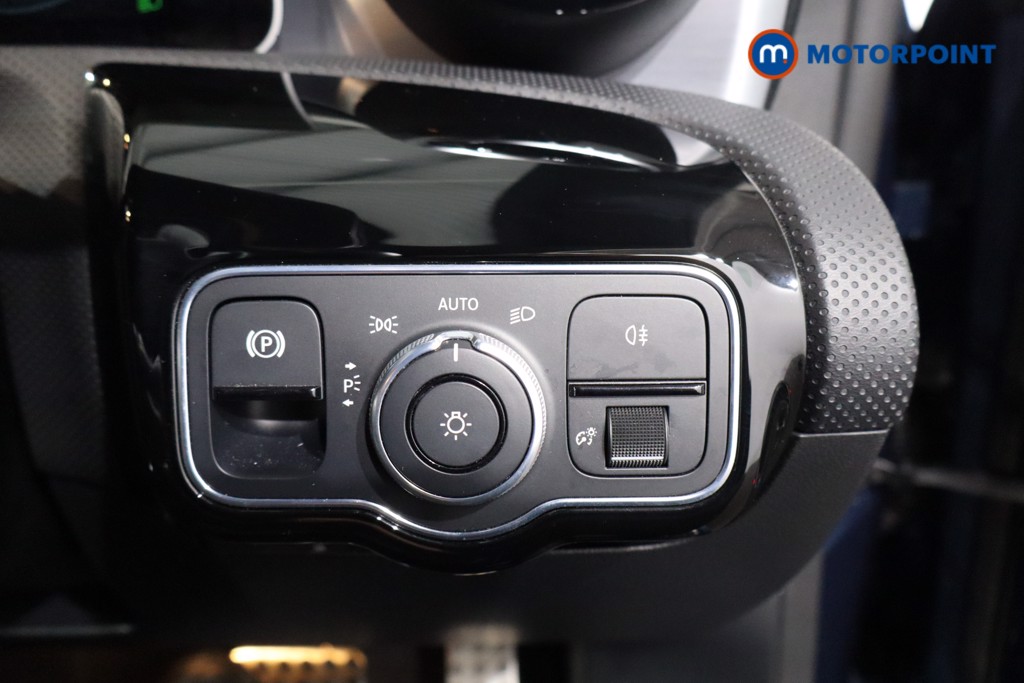 Mercedes-Benz CLA Amg Line Automatic Petrol Coupe - Stock Number (1586789) - 17th supplementary image