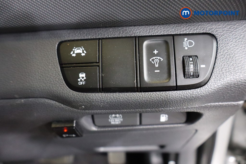 Hyundai Ioniq Premium Automatic Petrol-Electric Hybrid Hatchback - Stock Number (1570446) - 17th supplementary image