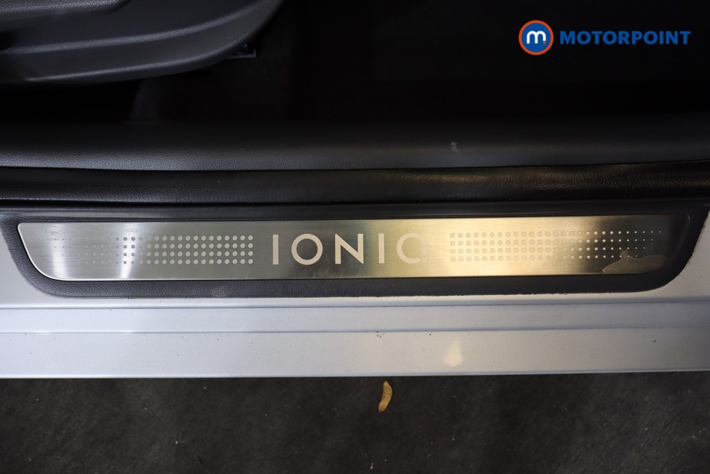 Hyundai Ioniq Premium Automatic Petrol-Electric Hybrid Hatchback - Stock Number (1570446) - 19th supplementary image