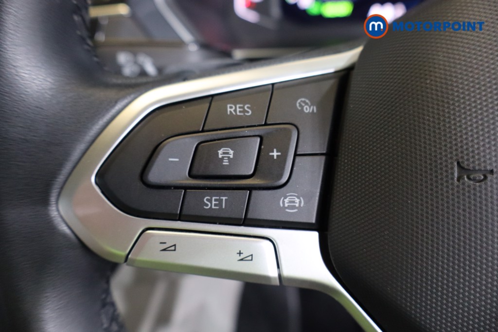 Volkswagen Tiguan Elegance Automatic Petrol Plug-In Hybrid SUV - Stock Number (1581366) - 13th supplementary image