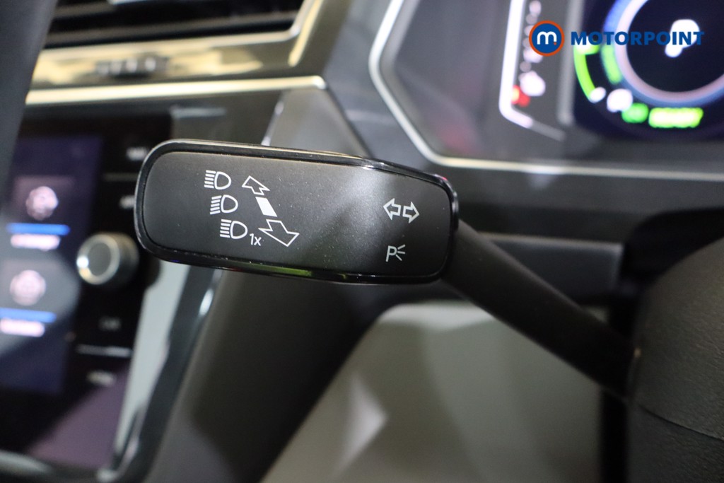 Volkswagen Tiguan Elegance Automatic Petrol Plug-In Hybrid SUV - Stock Number (1581366) - 15th supplementary image