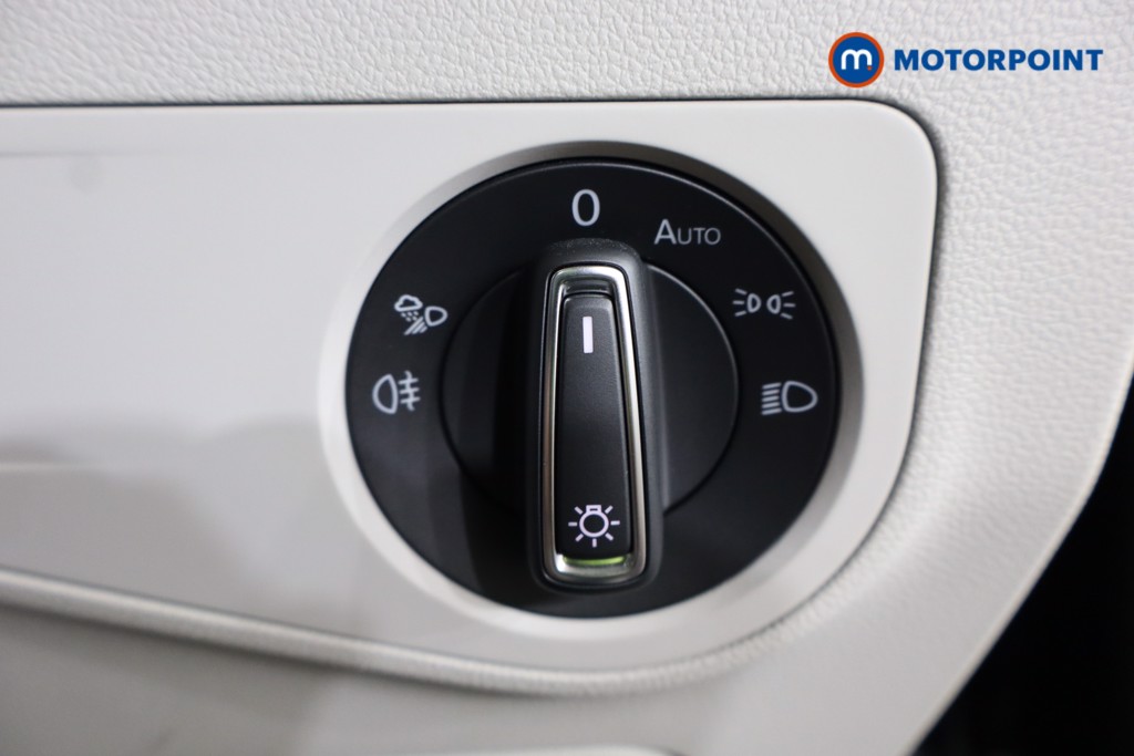 Volkswagen Tiguan Elegance Automatic Petrol Plug-In Hybrid SUV - Stock Number (1581366) - 17th supplementary image