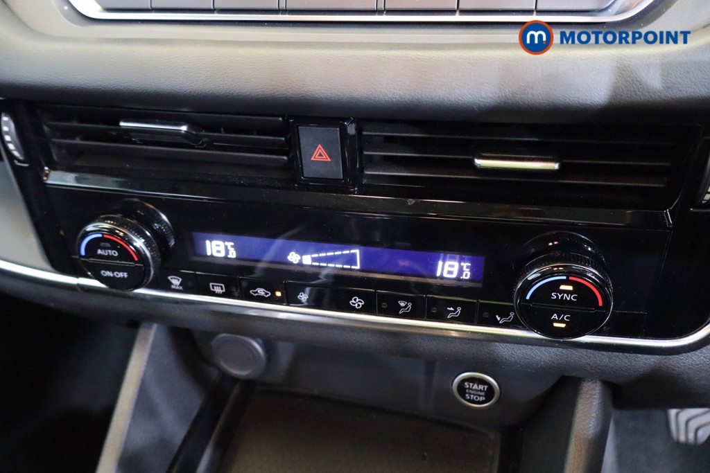 Nissan Qashqai Acenta Premium Manual Petrol SUV - Stock Number (1581550) - 10th supplementary image
