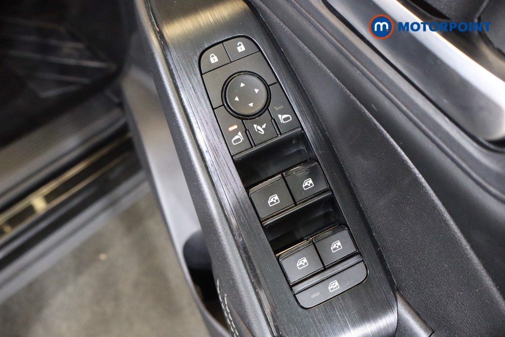 Nissan Qashqai Acenta Premium Manual Petrol SUV - Stock Number (1581550) - 17th supplementary image