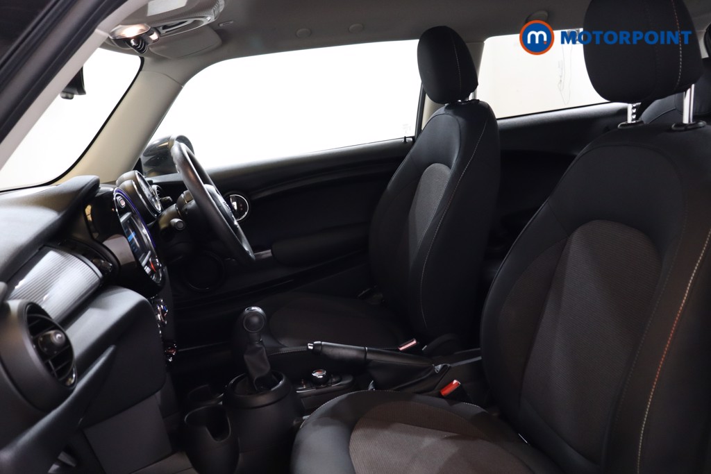 Mini Hatchback Cooper Classic Manual Petrol Hatchback - Stock Number (1583402) - 20th supplementary image