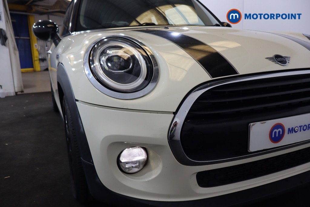 Mini Hatchback Cooper Classic Manual Petrol Hatchback - Stock Number (1583402) - 29th supplementary image