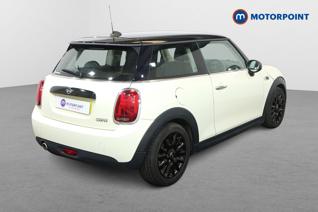 Mini Hatchback Cooper Classic Manual Petrol Hatchback - Stock Number (1583402) - Drivers side rear corner