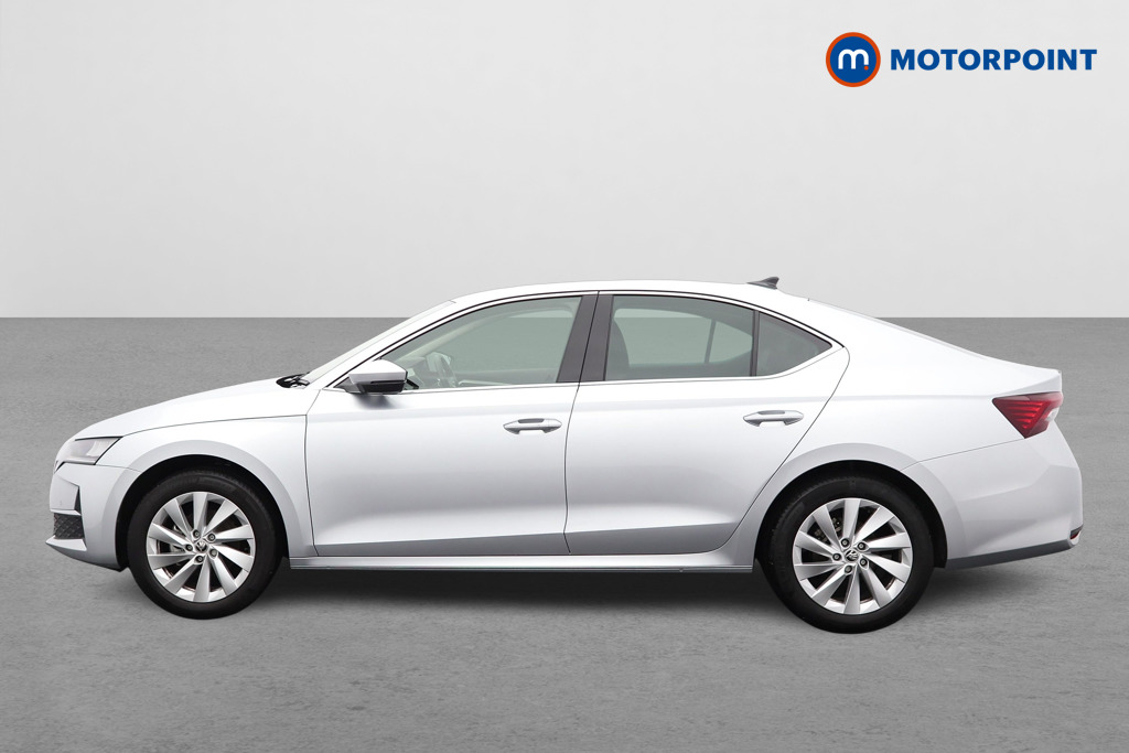 Skoda Octavia Se L Manual Petrol Hatchback - Stock Number (1584499) - Passenger side