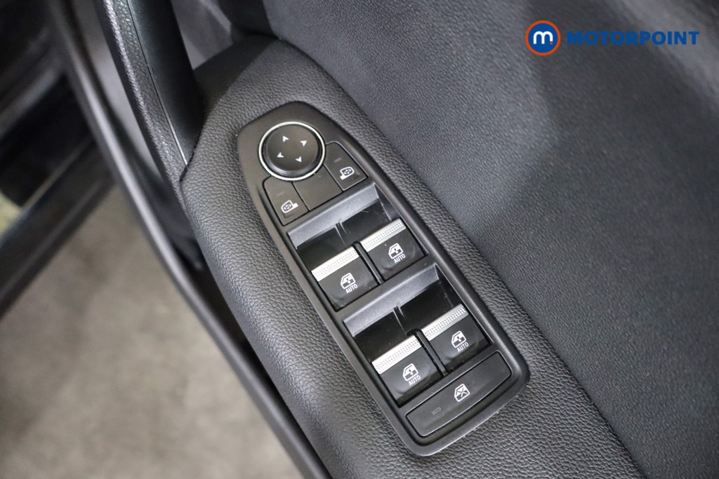 Renault Captur Rive Gauche Manual Petrol SUV - Stock Number (1586677) - 19th supplementary image