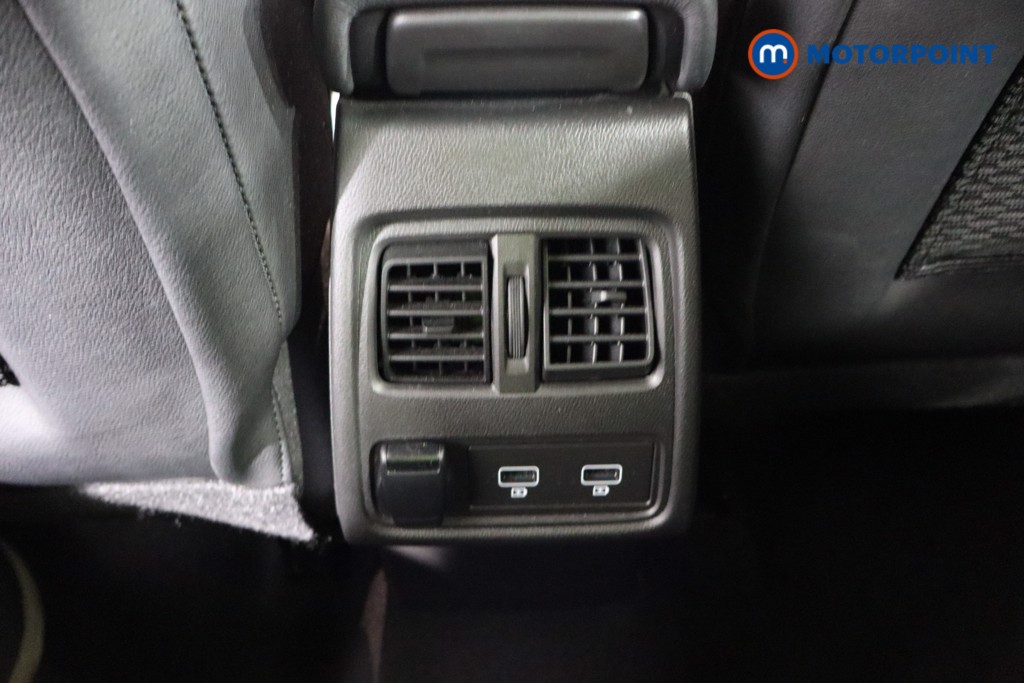 Renault Captur Rive Gauche Manual Petrol SUV - Stock Number (1586677) - 22nd supplementary image