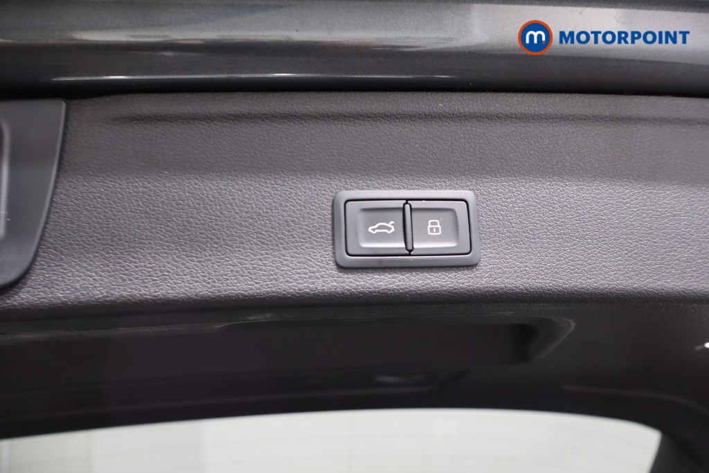 Audi A4 Black Edition Automatic Petrol Estate - Stock Number (1586730) - 25th supplementary image
