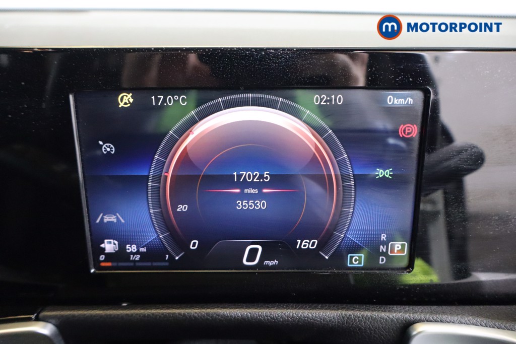 Mercedes-Benz GLB Amg Line Automatic Petrol SUV - Stock Number (1587172) - 2nd supplementary image