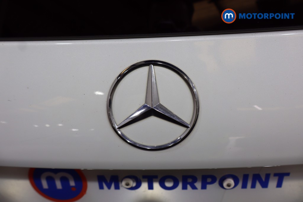 Mercedes-Benz GLB Amg Line Automatic Petrol SUV - Stock Number (1587172) - 34th supplementary image