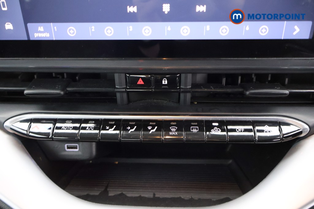 Fiat 500 Icon Automatic Electric Hatchback - Stock Number (1554818) - 12th supplementary image