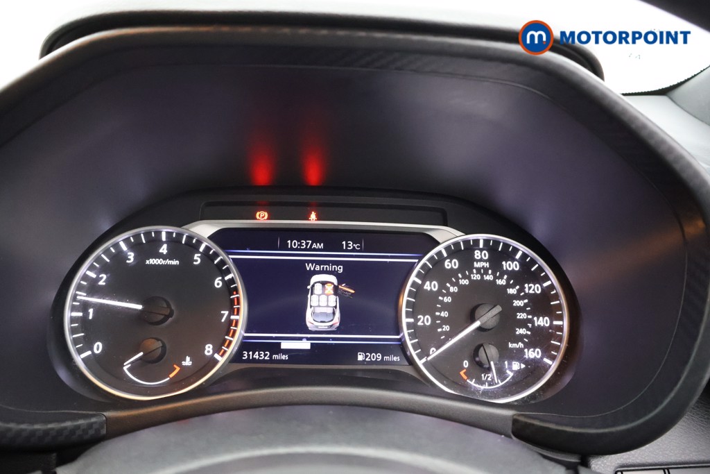 Nissan Juke N-Connecta Manual Petrol SUV - Stock Number (1566092) - 4th supplementary image
